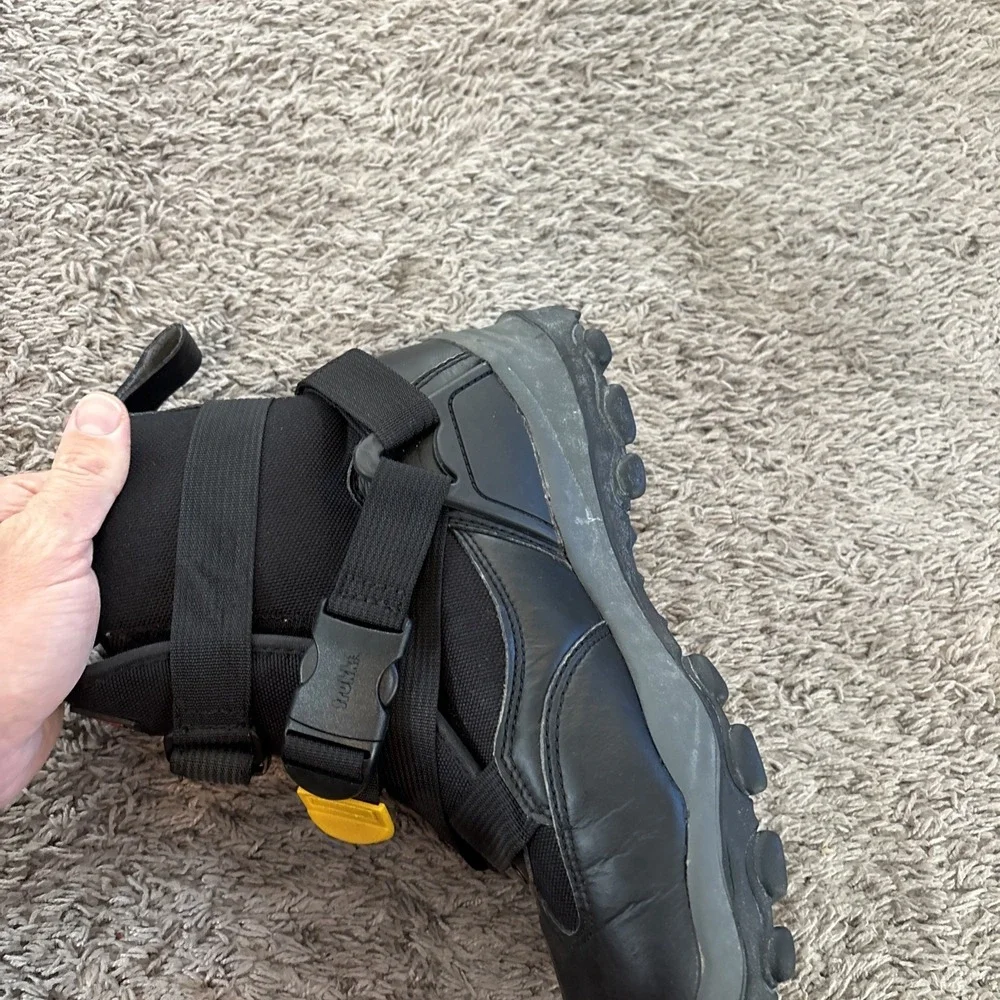 Trukk‎ Snowmobile Snow Boots Size 7 - Straps Good Tread